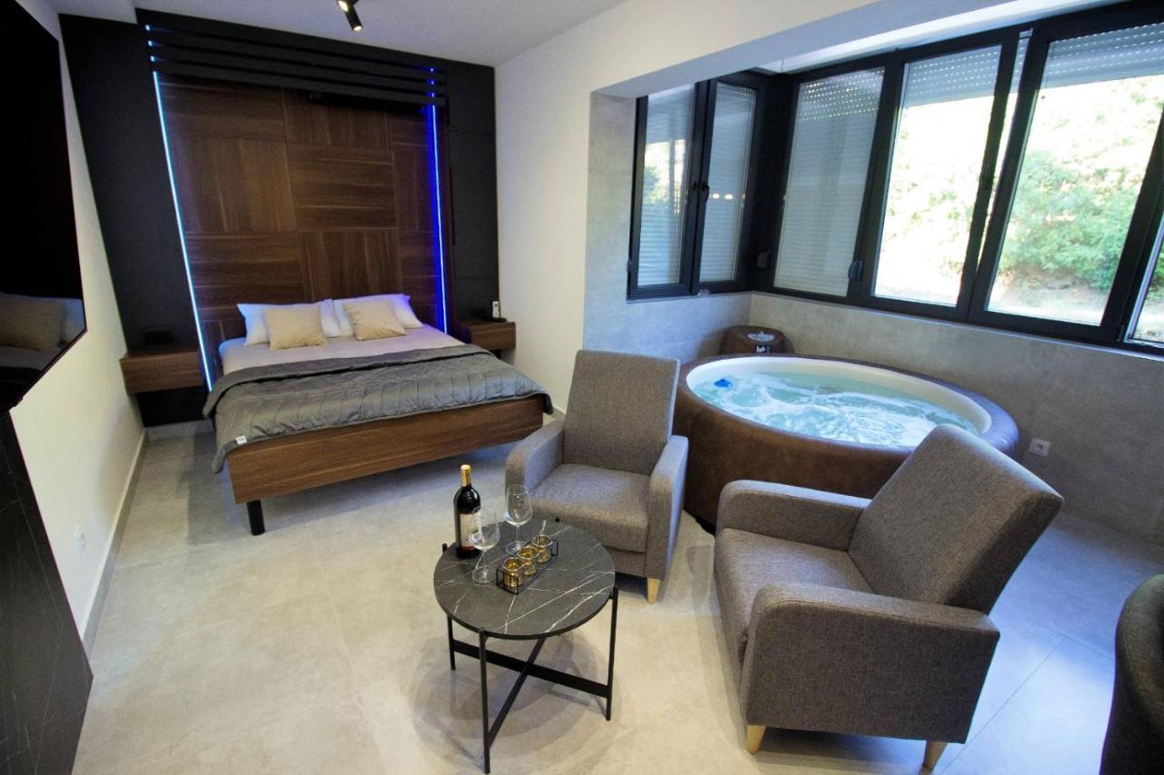 Jacuzzi Sauna Selfcheckin Mystic Mostar Eksteriør bilde